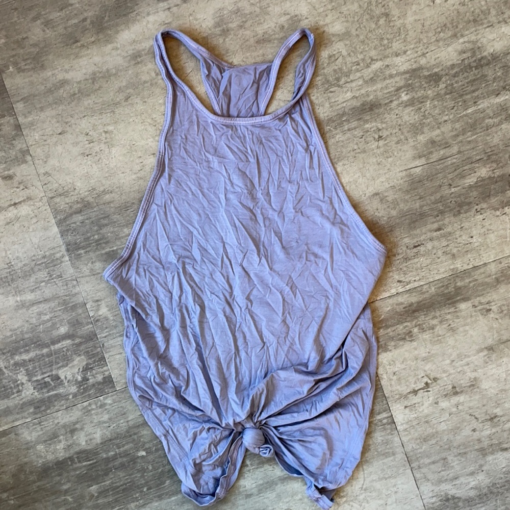 Lululemon tank
